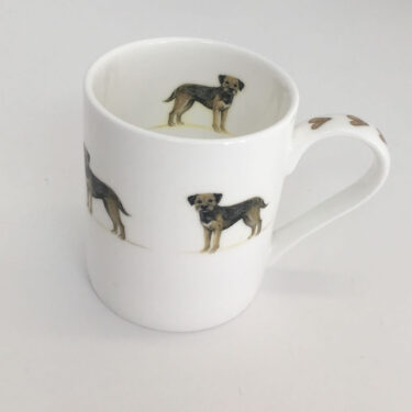 Dog bowl in bone china, small.