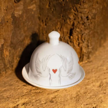 dove and heart butter dome